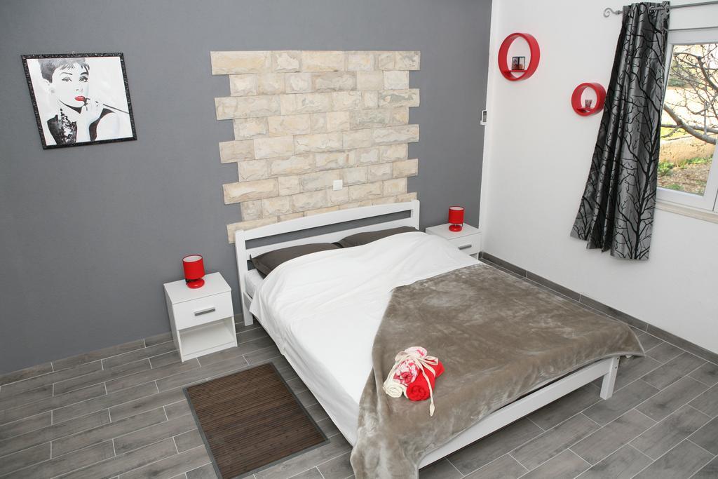 Apartments & Room Dijana Trogir Bilik gambar